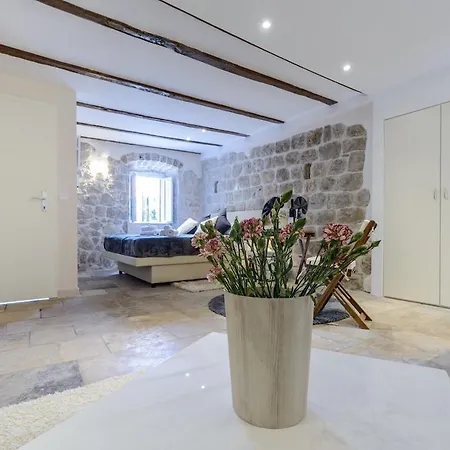 Andro Daire Dubrovnik